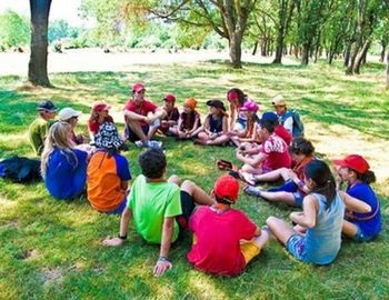 inscrib�mos a nuestros hijos a un campamento de verano